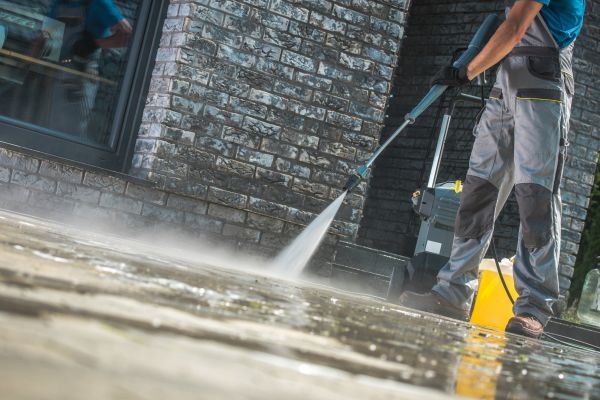 Power Cleaning in Venice