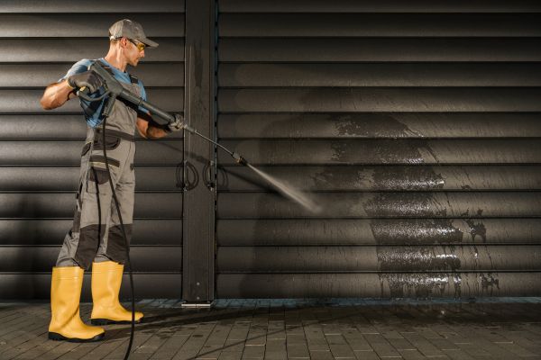 Cost of Garage Power Washing in Venice