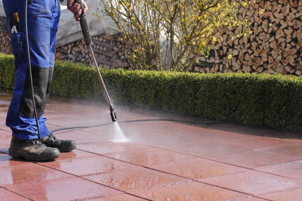 Cost of Driveway Pavers Cleaning in Venice