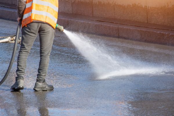 Cost of Asphalt Pressure Cleaning in Venice