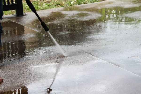 Cost of Concrete Deck Cleaning in Venice