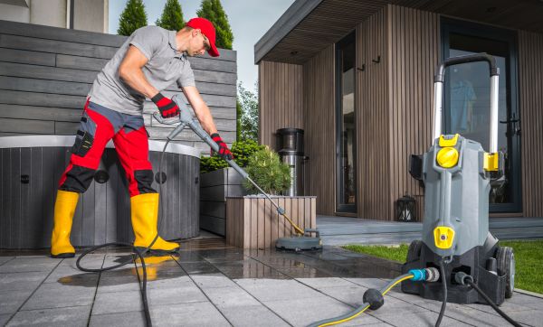 Concrete Patio Washing in Venice