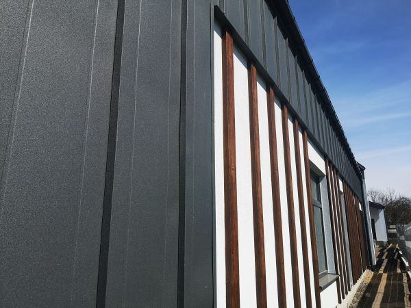 Aluminum Siding Power Washing in Venice