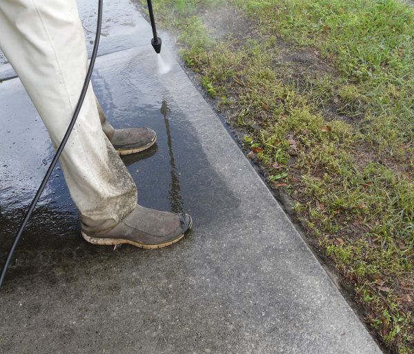 Cost of Concrete Slab Powerwashing in Venice